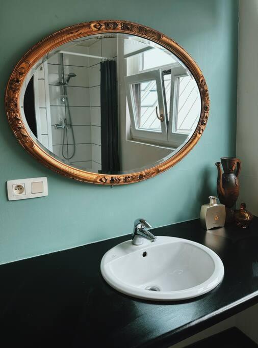 Historic Serenity Apartment Gent מראה חיצוני תמונה